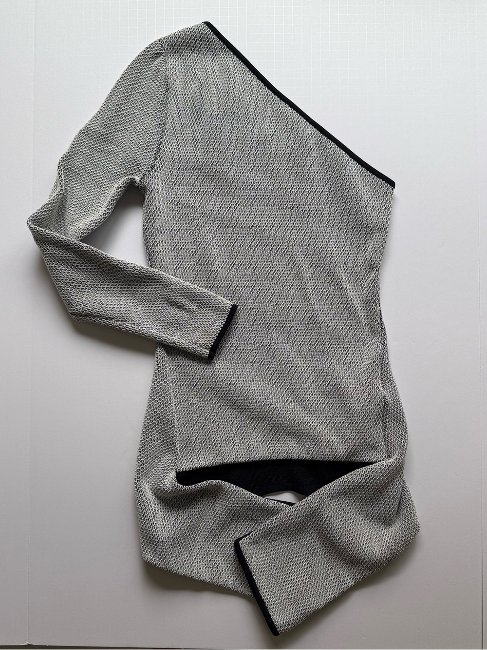 C/MEO Collective One-Shoulder Asymmetrical Knit Top - Gray / White Marl